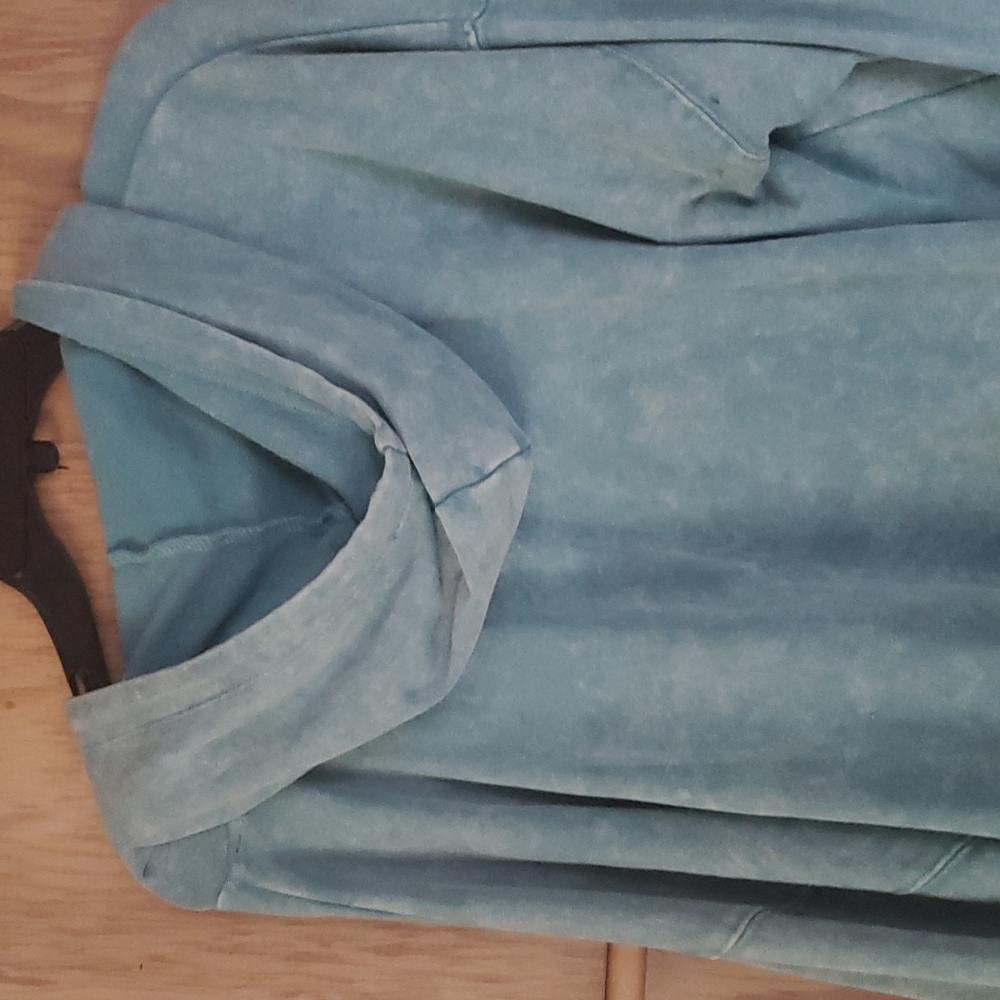 DKNY JEANS SWEATSHIRT SZE LARGE FADED GREEN - Picture 6 of 6